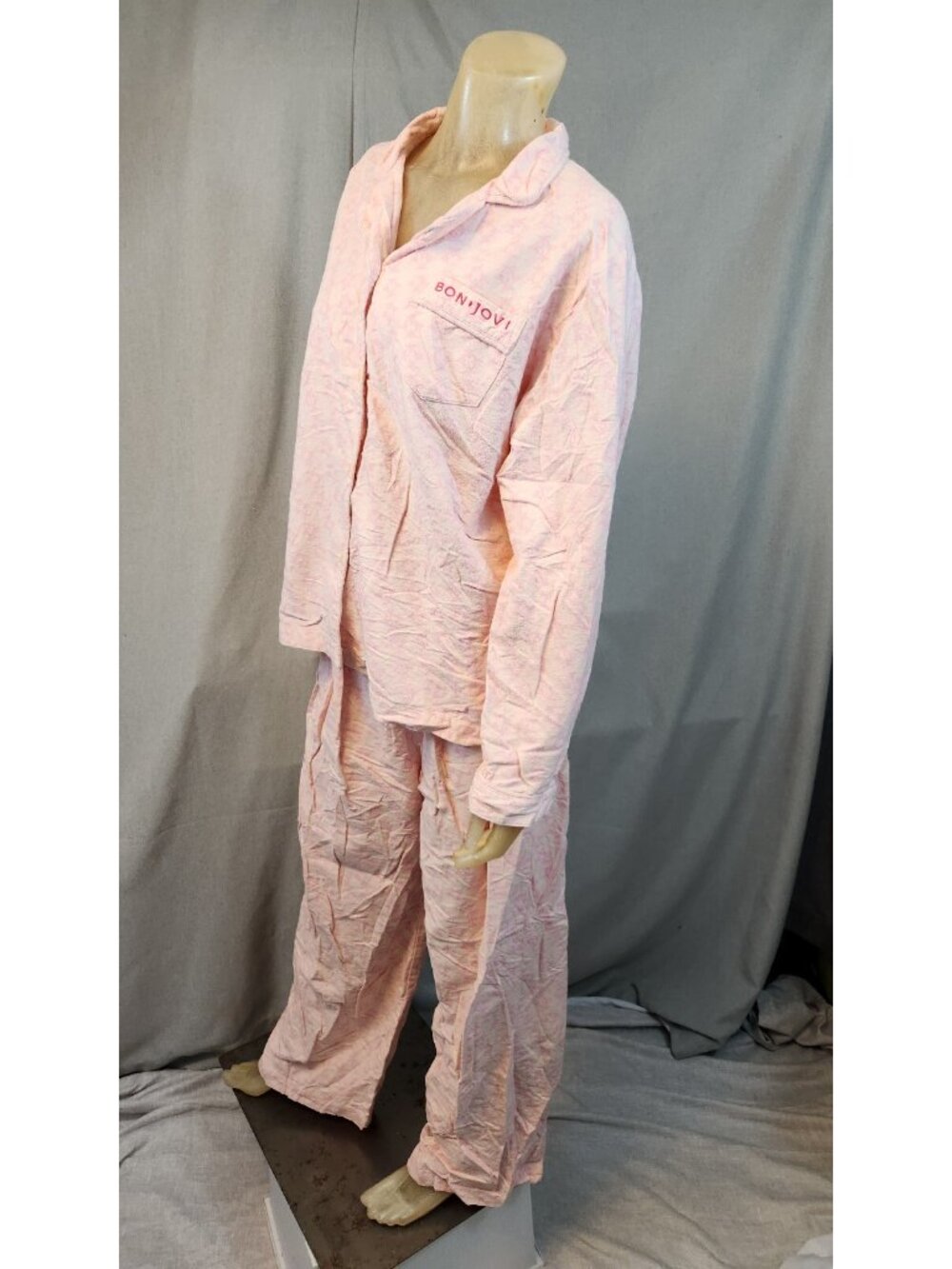 Sleeping With Bon Jovi Pink Pajama Set Collared Top Pants Intimates XXL XXLARGE - Picture 7 of 10